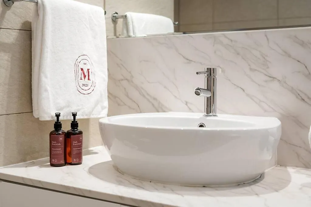 Luxury 2Br And Maid Room With Stunning Marina View Dubai